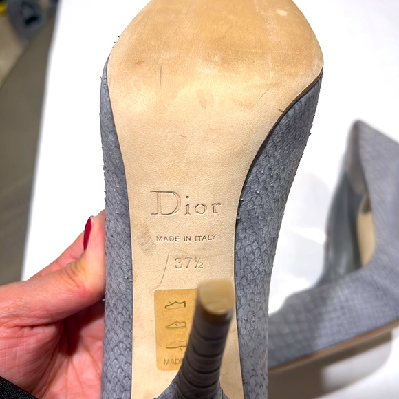 Authentic Christian Dior heels - Picture 4 of 5